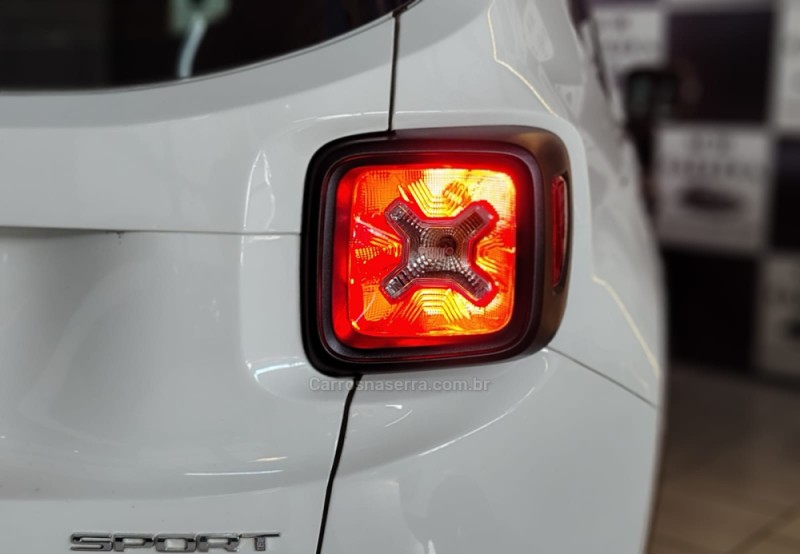 RENEGADE 1.8 16V FLEX SPORT 4P AUTOMÁTICO - 2021 - NOVO HAMBURGO