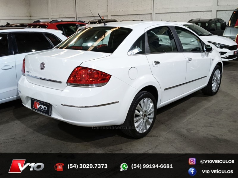 LINEA 1.8 ESSENCE 16V FLEX 4P MANUAL - 2012 - CAXIAS DO SUL