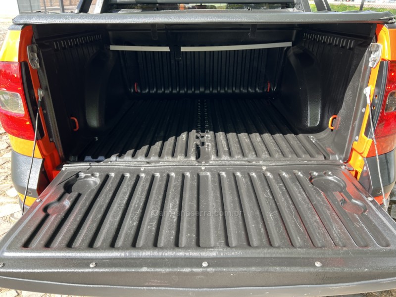 SAVEIRO 1.6 CROSS CD 16V FLEX 2P MANUAL - 2015 - DOIS IRMãOS