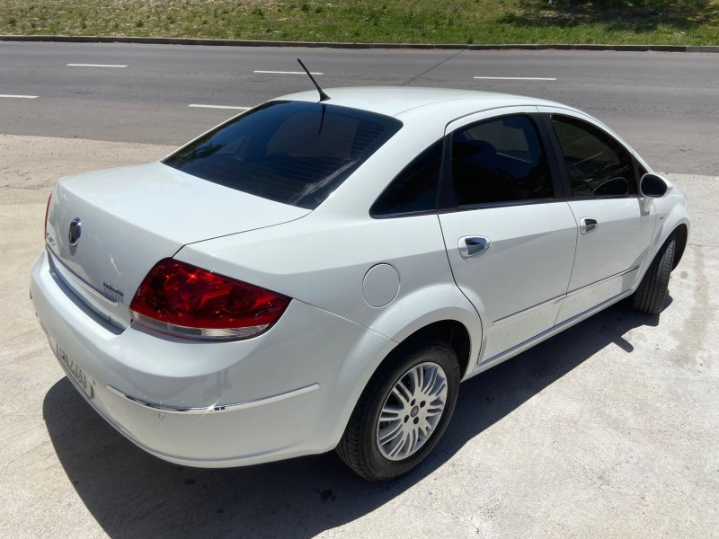 LINEA 1.8 ESSENCE 16V FLEX 4P MANUAL - 2012 - CAXIAS DO SUL