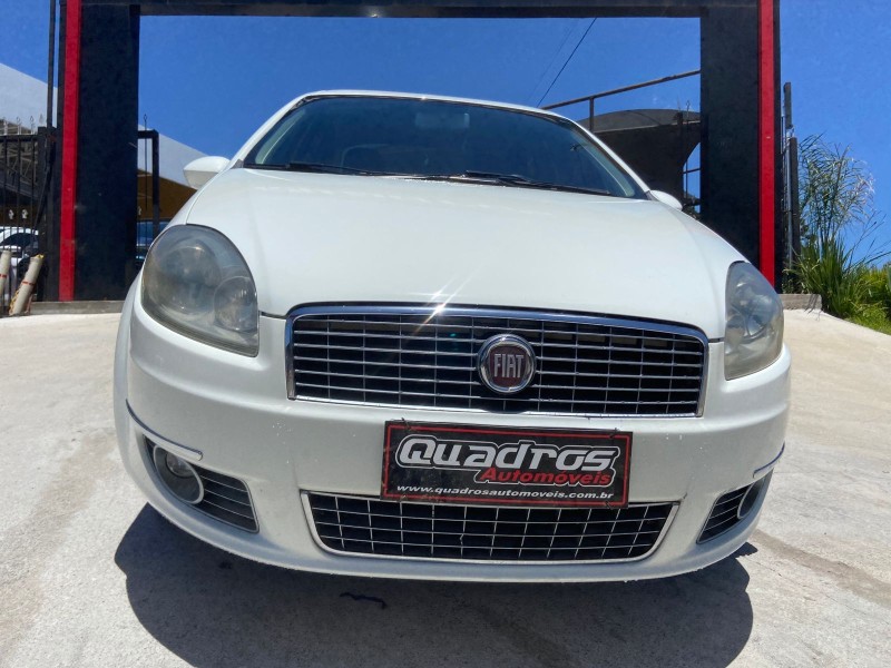 LINEA 1.8 ESSENCE 16V FLEX 4P MANUAL - 2012 - CAXIAS DO SUL