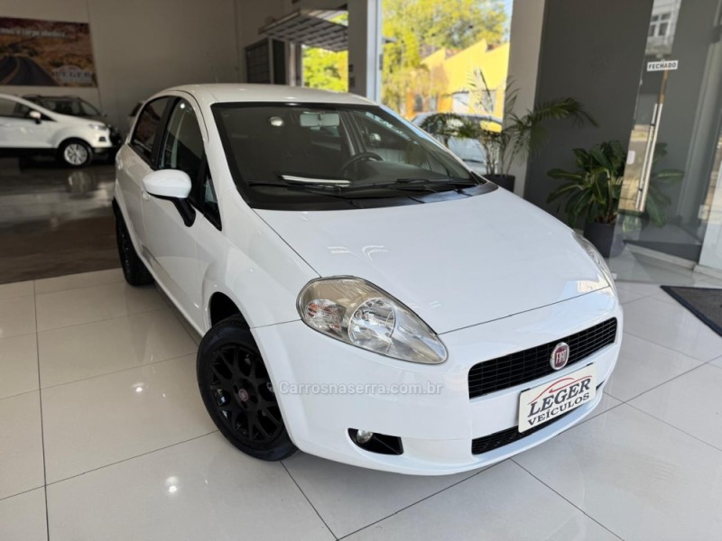 PUNTO 1.8 HLX 8V FLEX 4P MANUAL - 2009 - SãO LEOPOLDO