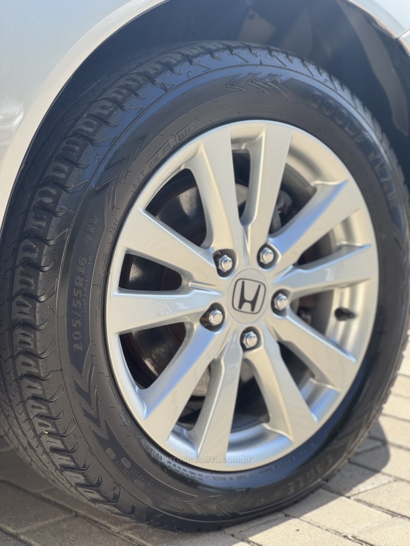 CIVIC 2.0 LXR 16V FLEX 4P AUTOMÁTICO - 2014 - ENCANTADO