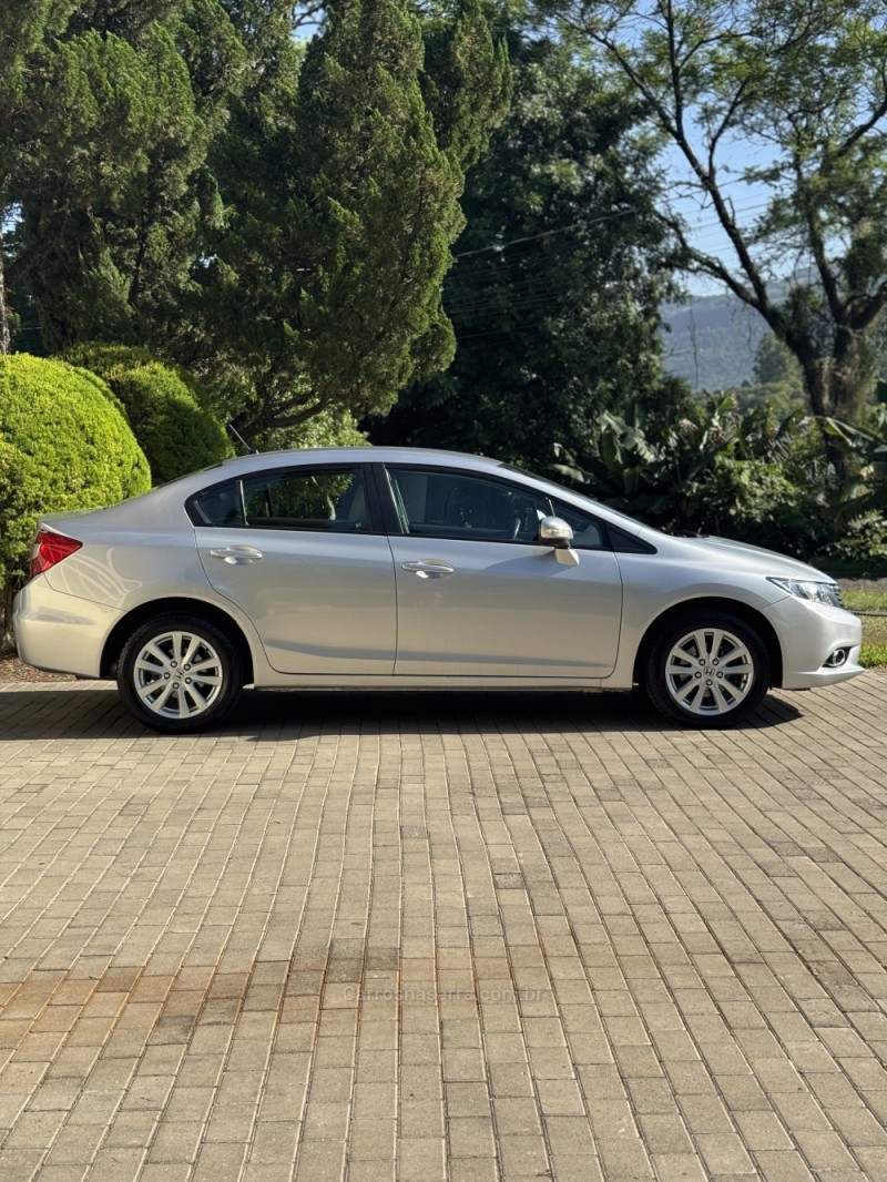 CIVIC 2.0 LXR 16V FLEX 4P AUTOMÁTICO - 2014 - ENCANTADO