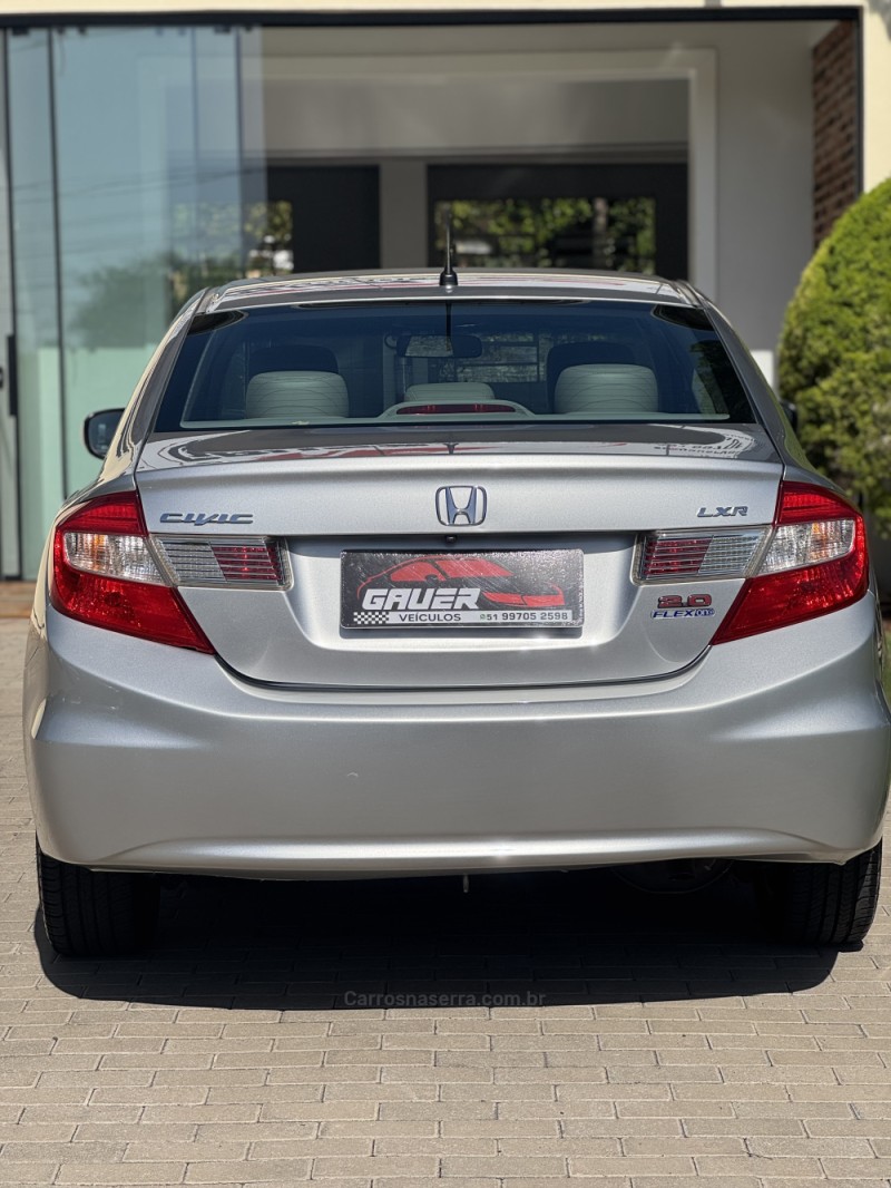 CIVIC 2.0 LXR 16V FLEX 4P AUTOMÁTICO - 2014 - ENCANTADO