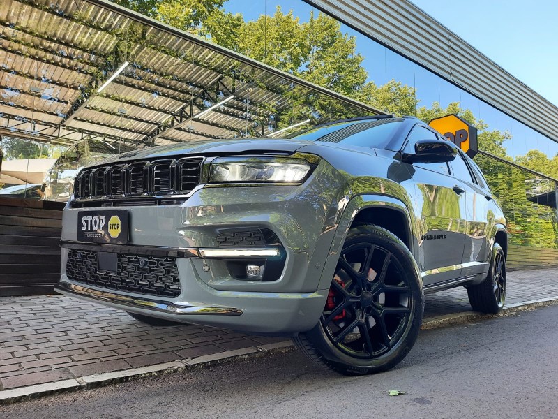 COMMANDER 2.0 HURRICANE BLACKHAWK 4X4 TURBO GASOLINA 4P AUTOMÁTICO - 2025 - DOIS IRMãOS