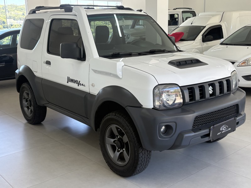 JIMNY 1.3 4ALL 4X4 16V GASOLINA 2P MANUAL - 2014 - BENTO GONçALVES