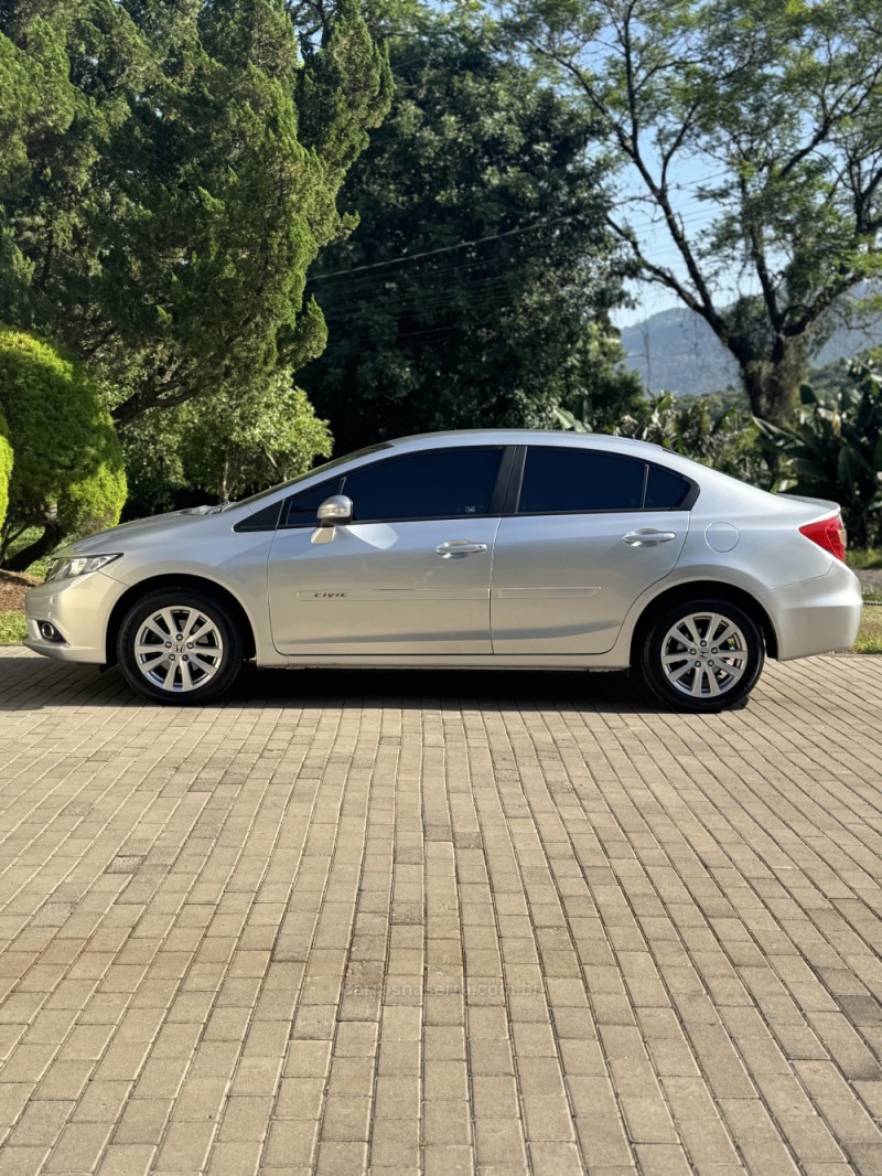 CIVIC 1.8 LXL 16V FLEX 4P AUTOMÁTICO - 2012 - ENCANTADO
