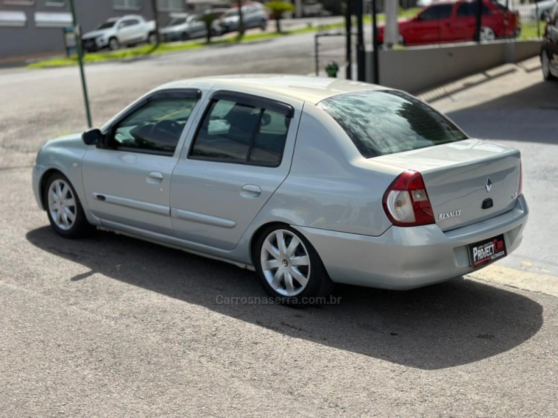 CLIO 1.6 EXPRESSION SEDAN 16V FLEX 4P MANUAL - 2008 - NOVO HAMBURGO