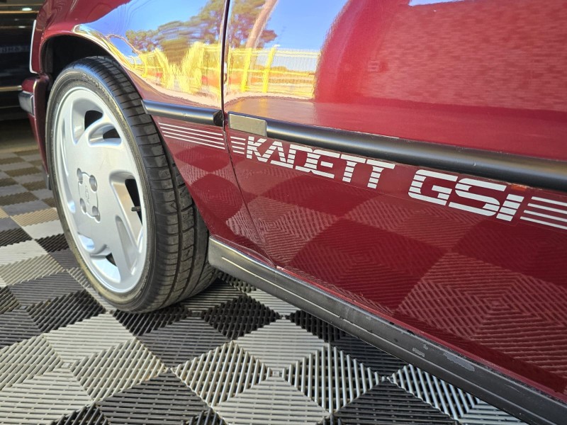 KADETT 2.0 MPFI GSI 8V GASOLINA 2P MANUAL - 1993 - FARROUPILHA