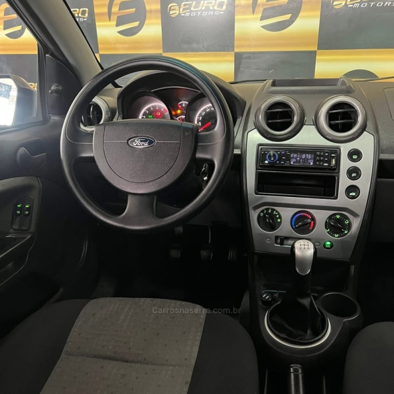 FIESTA  - 2013 - PORTãO