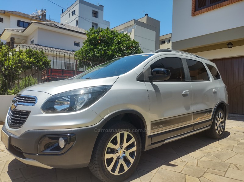 spin 1.8 activ 8v flex 4p automatico 2016 caxias do sul