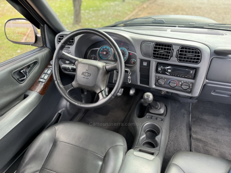 S10 2.4 MPFI EXECUTIVE 4X2 CD 8V FLEX 4P MANUAL - 2011 - CASCA