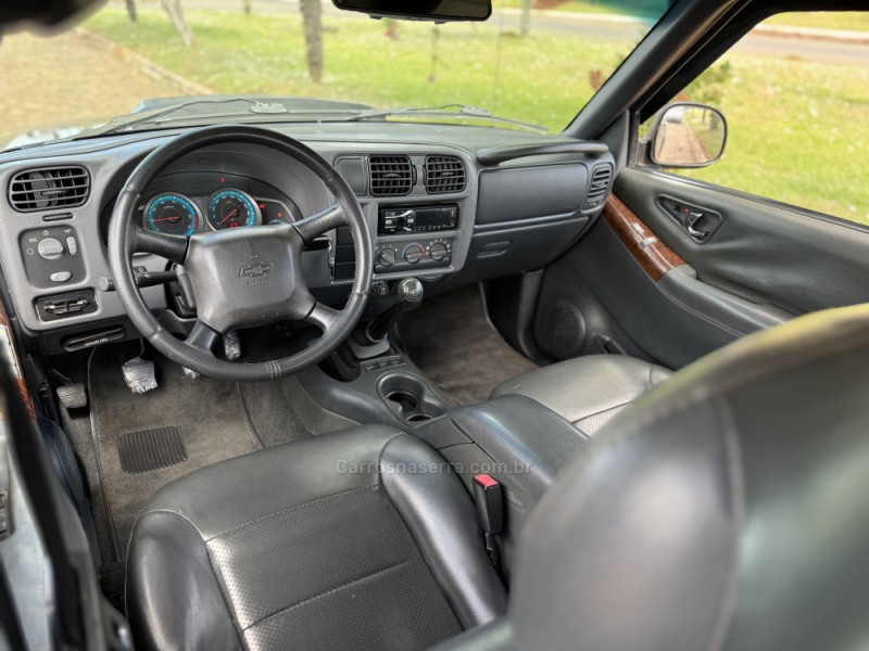 S10 2.4 MPFI EXECUTIVE 4X2 CD 8V FLEX 4P MANUAL - 2011 - CASCA