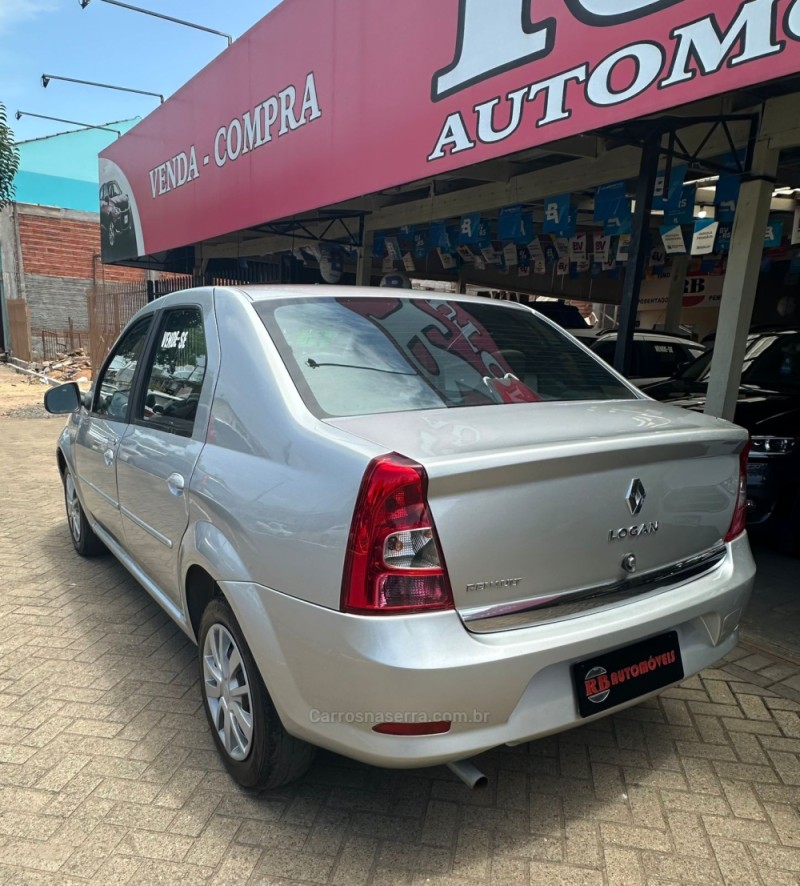 LOGAN 1.0 EXPRESSION 16V FLEX 4P MANUAL - 2013 - PAROBé