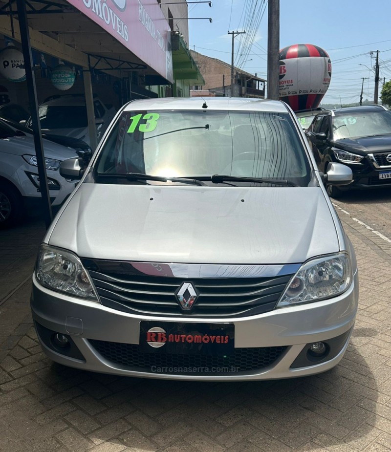 LOGAN 1.0 EXPRESSION 16V FLEX 4P MANUAL - 2013 - PAROBé