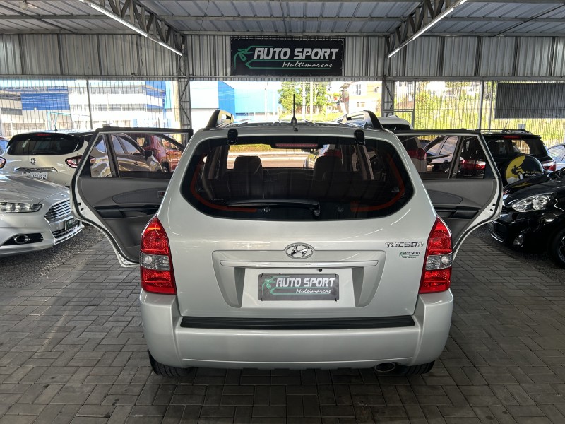 TUCSON 2.0 GL 2WD 16V GASOLINA 4P MANUAL - 2012 - CAXIAS DO SUL
