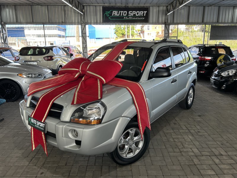 TUCSON 2.0 GL 2WD 16V GASOLINA 4P MANUAL - 2012 - CAXIAS DO SUL