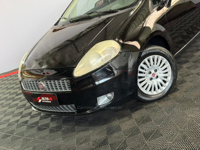 PUNTO 1.8 HLX 8V FLEX 4P MANUAL - 2008 - VACARIA