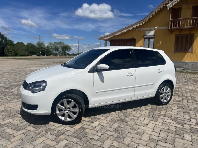 POLO 1.6 MI 8V FLEX 4P MANUAL - 2013 - ANTôNIO PRADO