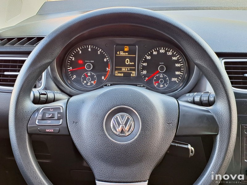 FOX 1.0 ITREND 8V FLEX 4P MANUAL - 2013 - NOVO HAMBURGO