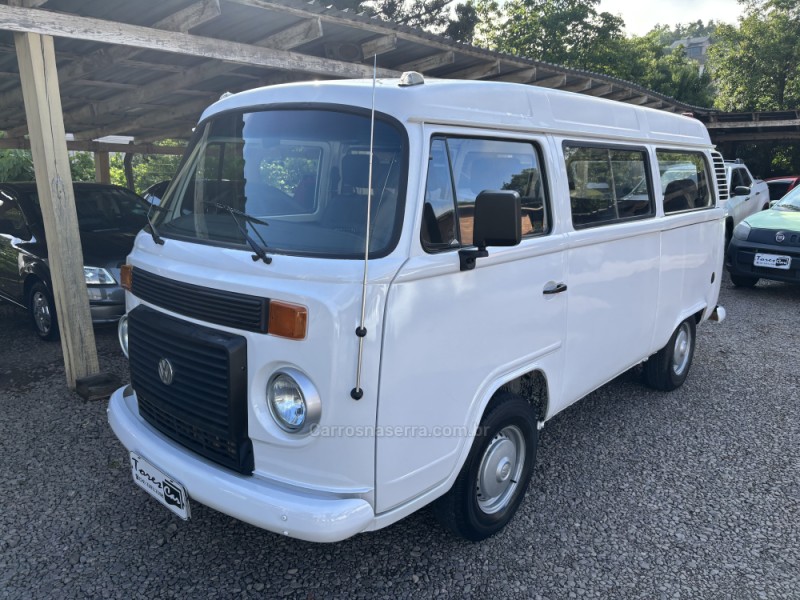 KOMBI 1.4 MI STD 8V FLEX 3P MANUAL - 2009 - ANTôNIO PRADO