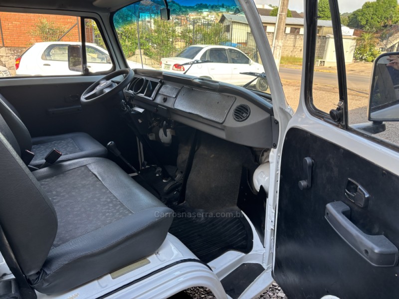 KOMBI 1.4 MI STD 8V FLEX 3P MANUAL - 2009 - ANTôNIO PRADO