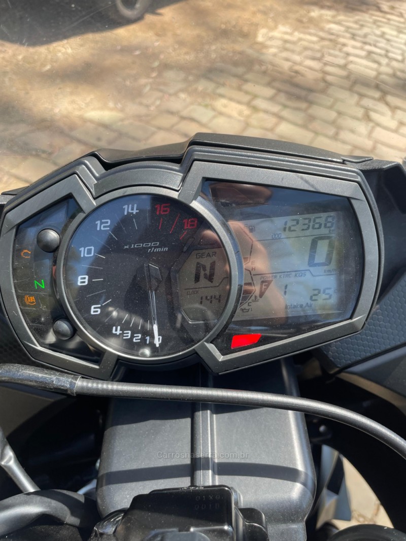 NINJA ZX-6R 636  - 2020 - CAXIAS DO SUL