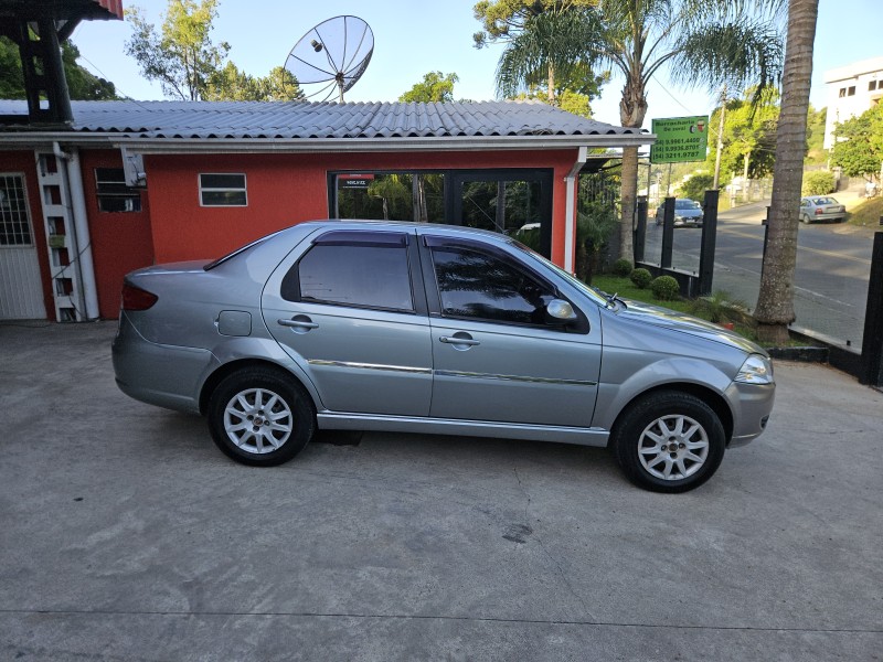 SIENA 1.0 MPI EL CELEBRATION 8V FLEX 4P MANUAL - 2012 - CAXIAS DO SUL