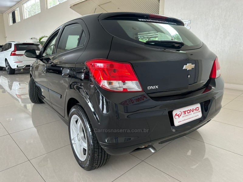 ONIX 1.0 JOY HATCH 8VFLEX 4P MANUAL - 2018 - LAJEADO