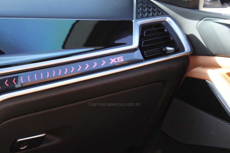 X5 3.0 4X4 50E M SPORT 4P HÍBRIDO AUTOMÁTICO - 2024 - CAXIAS DO SUL