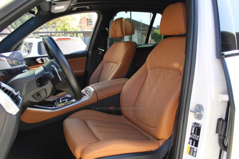 X5 3.0 4X4 50E M SPORT 4P HÍBRIDO AUTOMÁTICO - 2024 - CAXIAS DO SUL