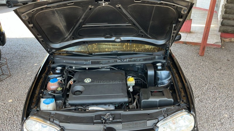 GOLF 1.6 8V GASOLINA 4P MANUAL - 2002 - VERANóPOLIS