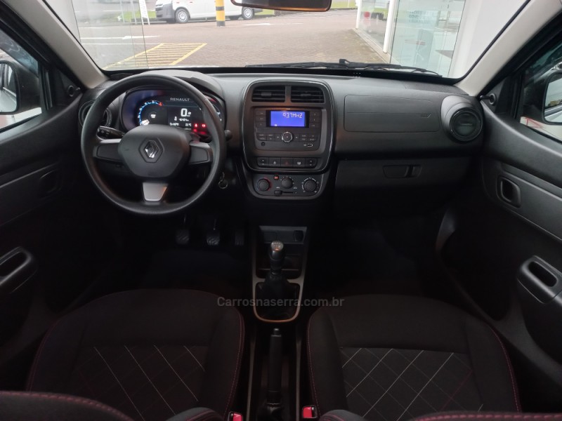 KWID 1.0 12V SCE FLEX ZEN MANUAL - 2023 - TAQUARA