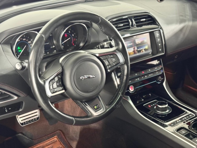 XE 2.0 16V SI4 TURBO GASOLINA R-SPORT 4P AUTOMÁTICO - 2017 - ESTâNCIA VELHA