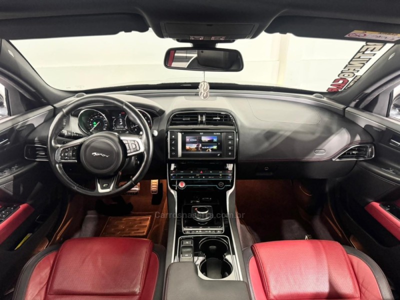 XE 2.0 16V SI4 TURBO GASOLINA R-SPORT 4P AUTOMÁTICO - 2017 - ESTâNCIA VELHA