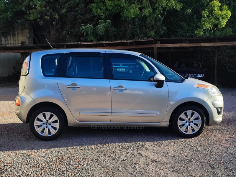 C3 PICASSO 1.5 GLX 8V FLEX 4P MANUAL - 2013 - FARROUPILHA