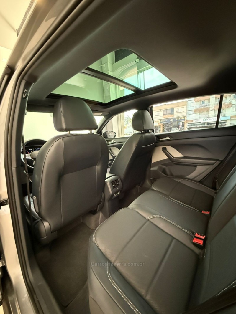T-CROSS 1.4 HIGHLINE TSI 16V FLEX 4P AUTOMÁTICO - 2024 - LAJEADO