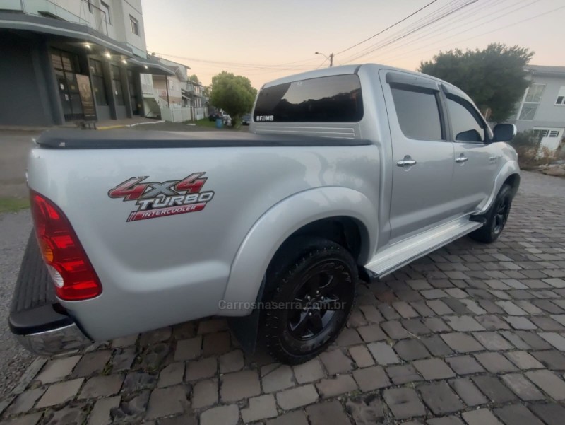 HILUX 3.0 SRV 4X4 CD 16V TURBO INTERCOOLER DIESEL 4P AUTOMÁTICO - 2011 - FLORES DA CUNHA
