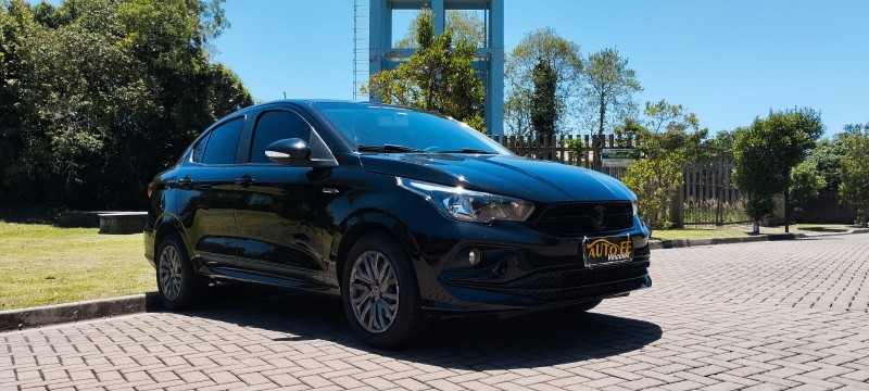 cronos 1.8 drive 16v flex 4p automatico 2019 canela