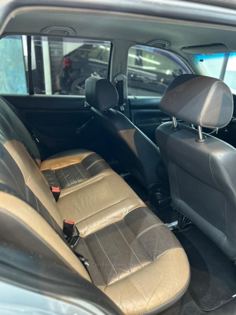 GOLF 1.6 SR GASOLINA 4P MANUAL - 2000 - CAXIAS DO SUL