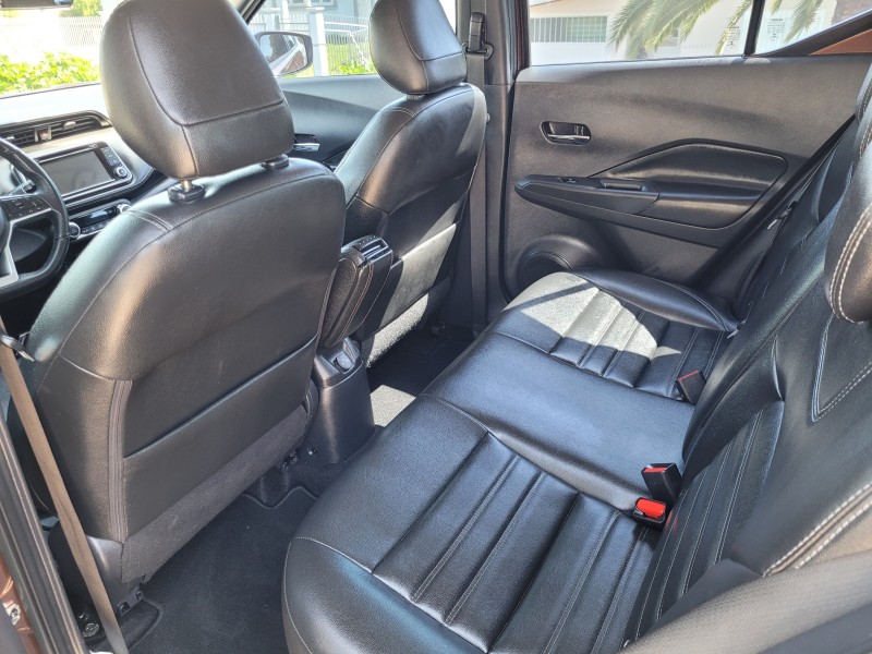 KICKS 1.6 16V FLEX SL 4P XTRONIC - 2020 - CARLOS BARBOSA