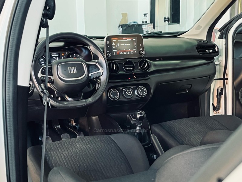 CRONOS 1.3 DRIVE 8V FLEX 4P MANUAL - 2024 - SAPUCAIA DO SUL