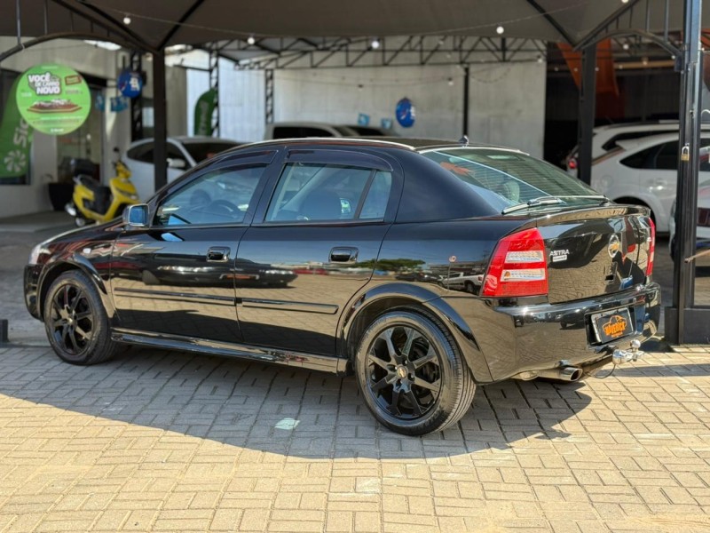 ASTRA 2.0 MPFI ADVANTAGE 8V FLEX 4P MANUAL - 2010 - LAGOA VERMELHA