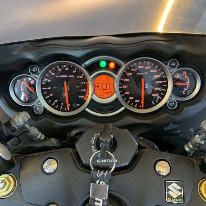 HAYABUSA GSX1300R - 2014 - PORTãO