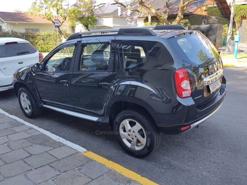 DUSTER 1.6 DYNAMIQUE 4X2 16V FLEX 4P MANUAL - 2014 - BENTO GONçALVES