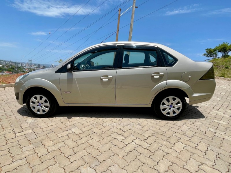 FIESTA 1.6 MPI SEDAN 8V FLEX 4P MANUAL - 2012 - CAMPO BOM