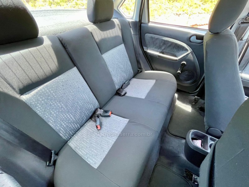 FIESTA 1.6 MPI SEDAN 8V FLEX 4P MANUAL - 2012 - CAMPO BOM