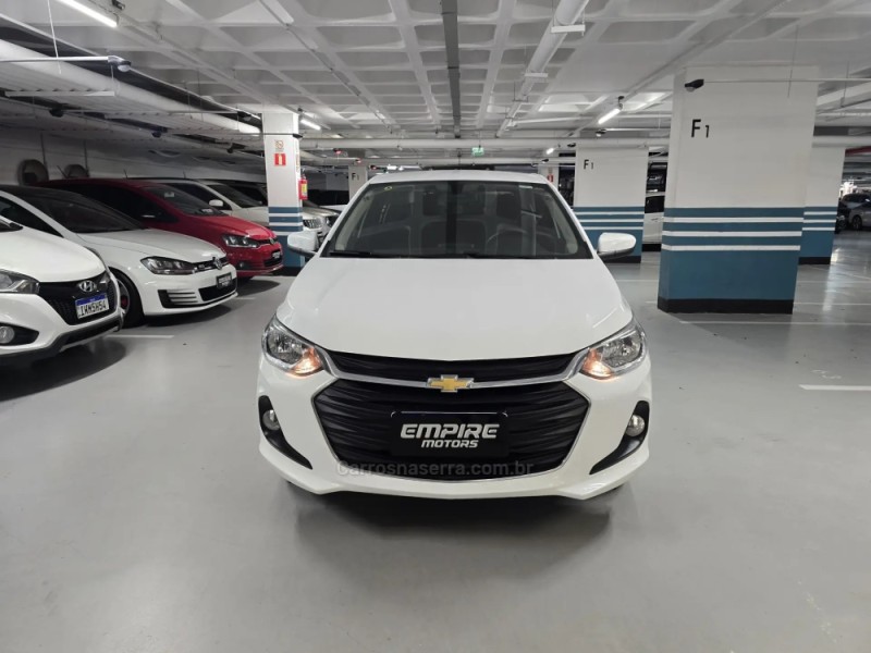 ONIX 1.0	LT PLUS 8V TURBO FLEX 4P AUTOMÁTICO - 2021 - PORTO ALEGRE