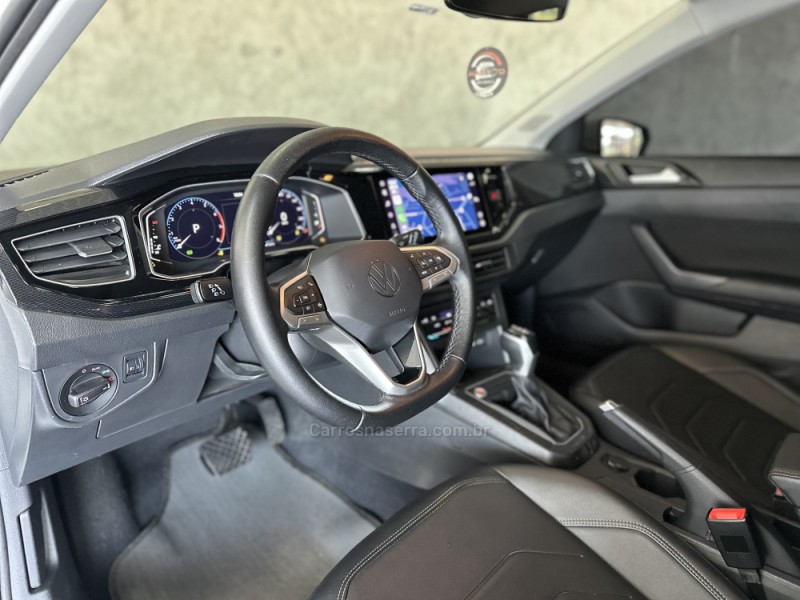 POLO 1.0	200 TSI HIGHLINE AUTOMÁTICO  - 2023 - CAXIAS DO SUL